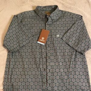 Ariat Classic Fit-Stretch Button Up Short Sleeve Shirt